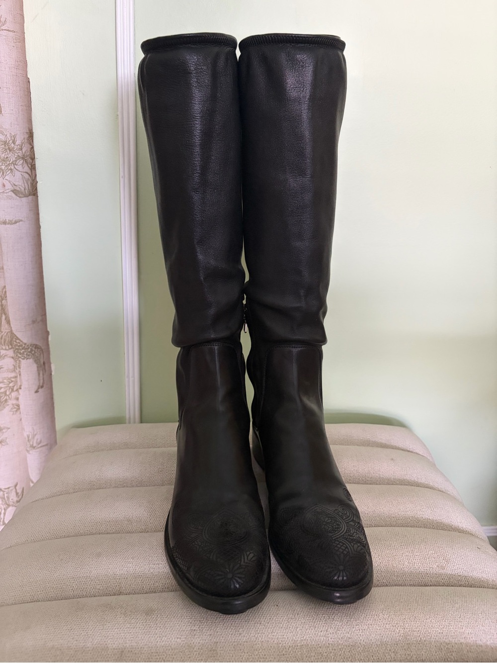 Prada Black Designer Knee High Riding Western Boots Heels Size 7 8 37.5 37 7.5 - Picture 5 of 15